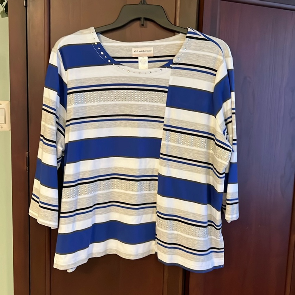 Alfred Dunner top